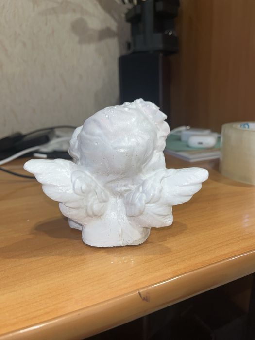 фигурка ангела