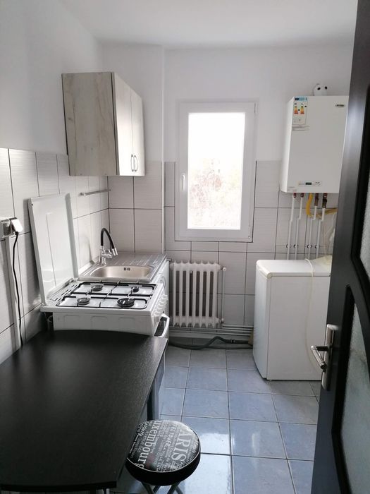De închiriat apartament 2 camere Cantemir-Pod de Piatră