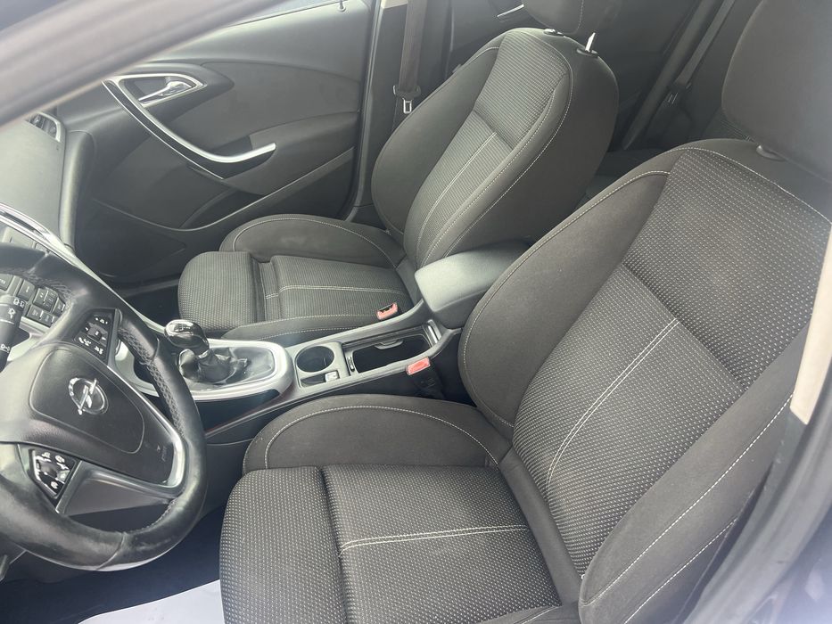 Opel Astra J facelift