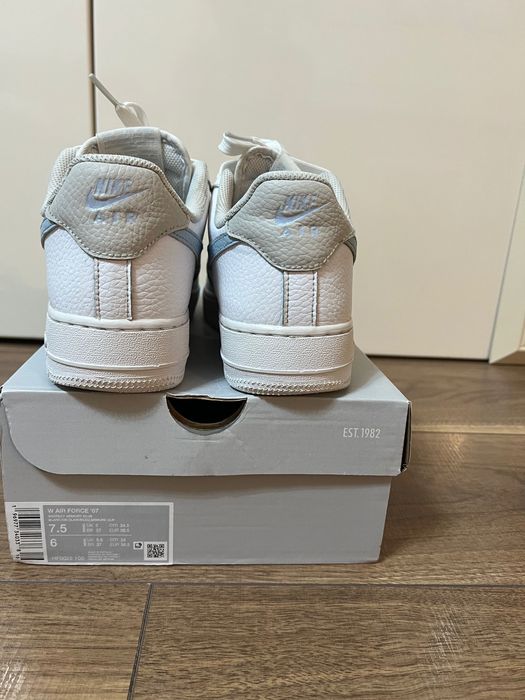 Nike Air Force 07