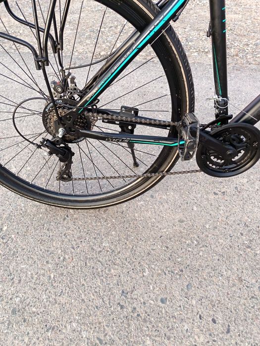 Продам скоростной велосипед 28 размер калеса