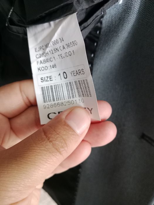 Продам костюм  на 10лет