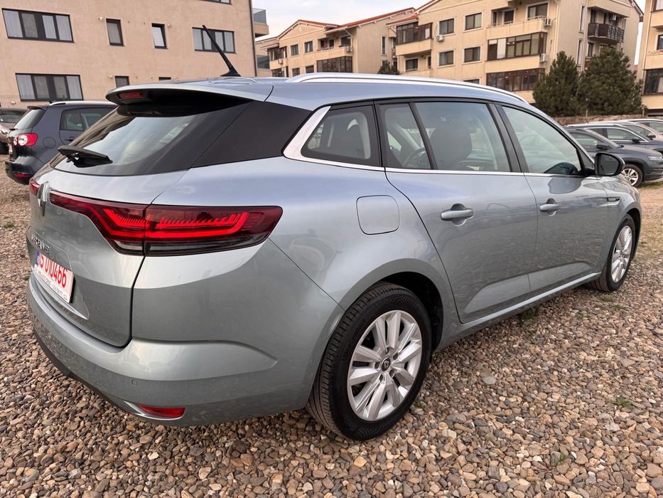 RENAULT Megane 2021 — imagine 3