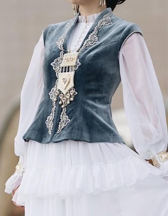 Нуршах бешпент + кажекей сатылады