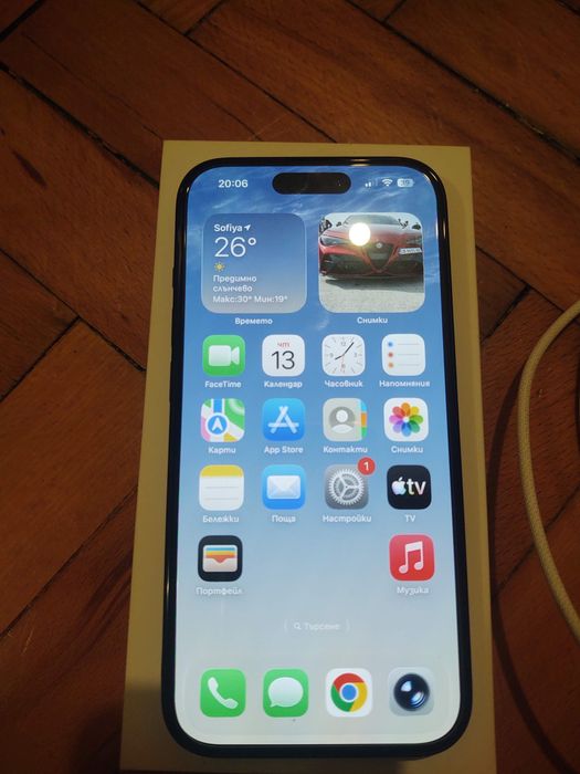 Продавам iPhone 15 128GB