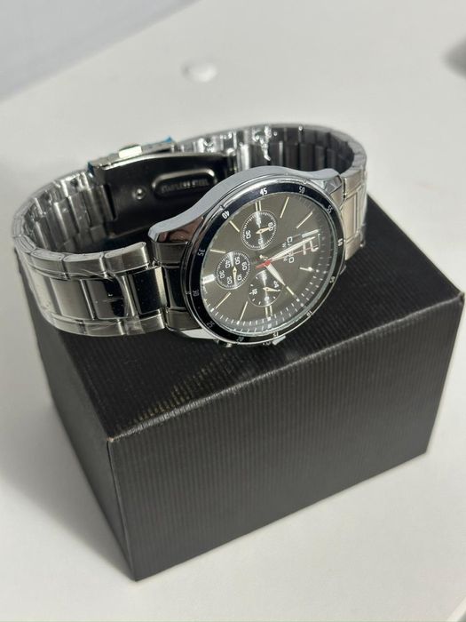 Наручные часы Casio новый