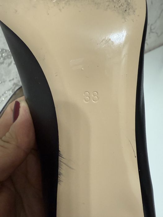 Продам вечерние туфли