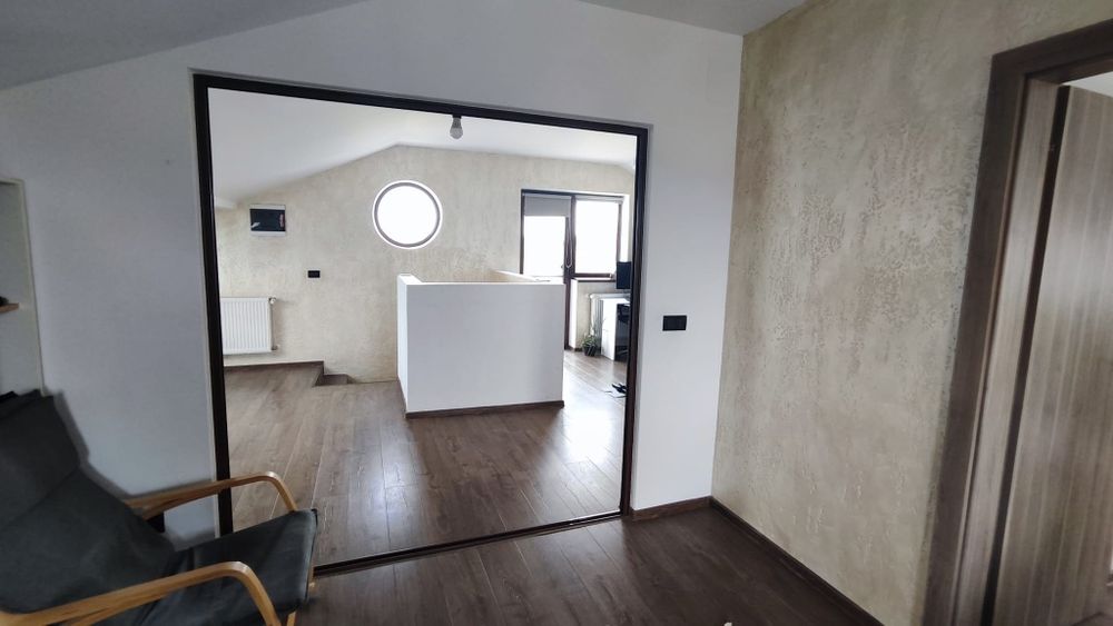 Proprietar vând casa P+M in Zădăreni.
