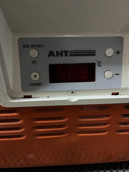 Продается морозильник АНТ на 800л
