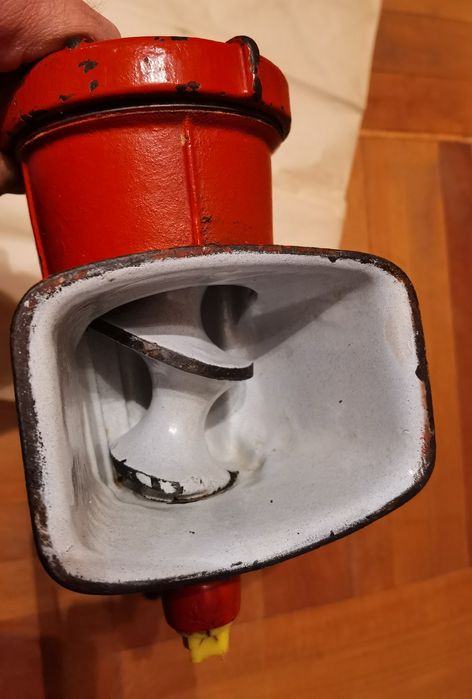 Mașina tocat carne universala și nuca