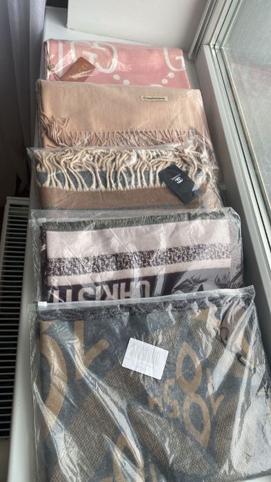 Палантины  шарф новый