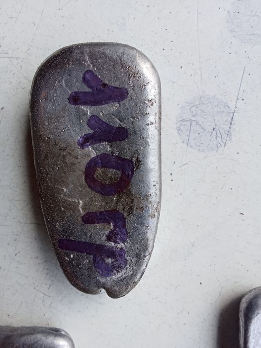 В наличии грузила