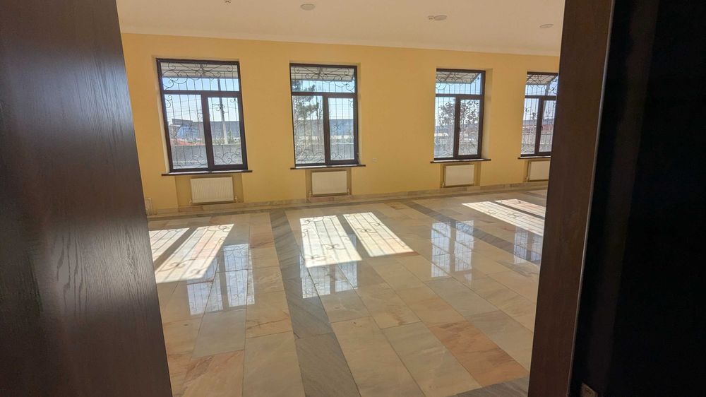 Сдается Офисное здание 500м2 с ремонтом. Сергели, Ханабад