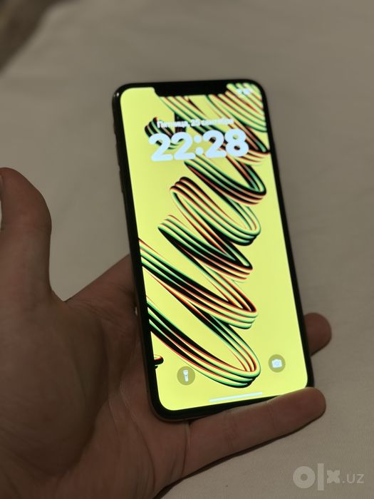Iphone xs max gold