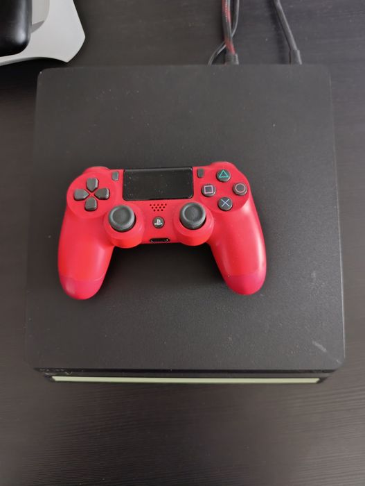 Плейстейшън 4 с игри