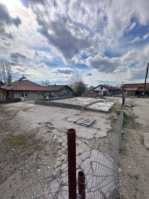 Парцел  в Перник