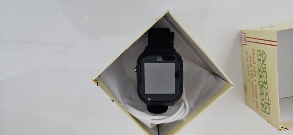 Ceas copii, cu SIM 4G.