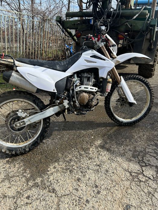 Кросов мотор zongshen 250cc. с водно охлаждане