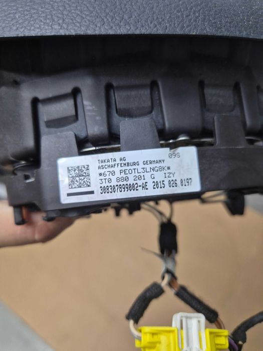 Airbag Volan Skoda Octavia 3 Rapid Yeti Superb 2 Fabia 3 Cod 5E0880201A