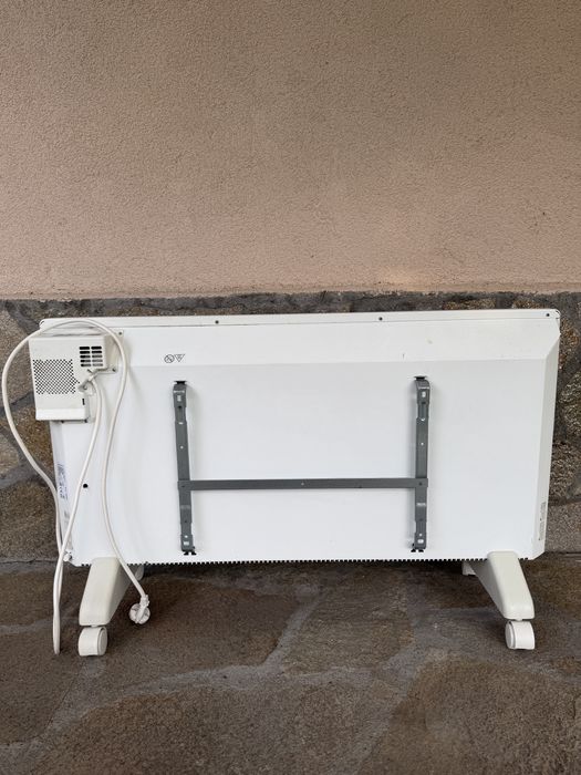 Електрически конвектор Airelec Tactic Pro 2500W + крачета с колелца
