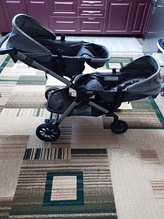 Коляска детская для двойни