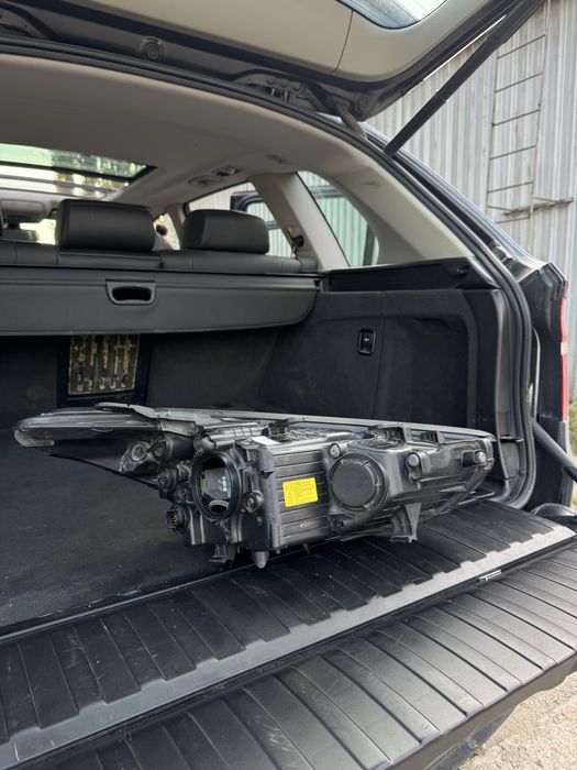 Far stânga Hyundai Santa Fe III DM Xenon 2012-2015