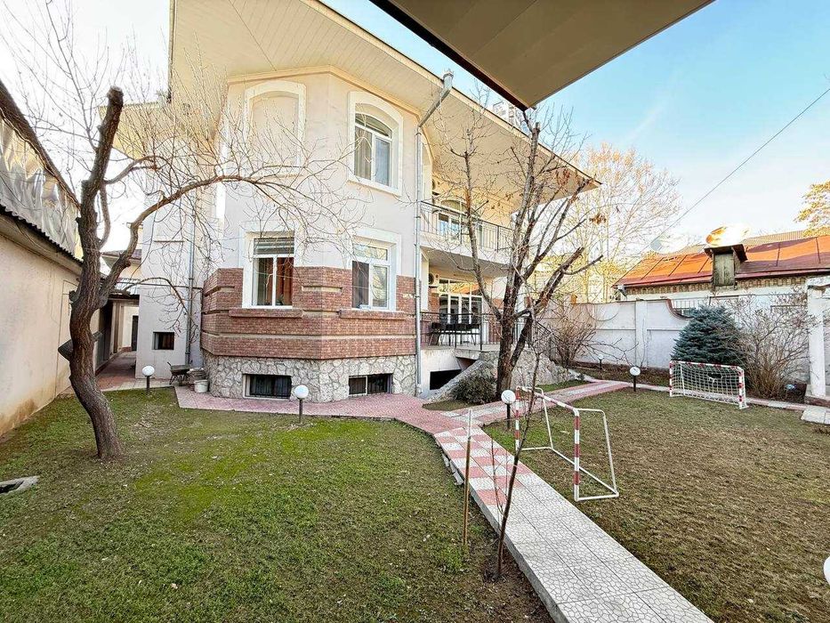 Дом 400 м² на 7 сотках в центре | Ивлева, Яккасарай