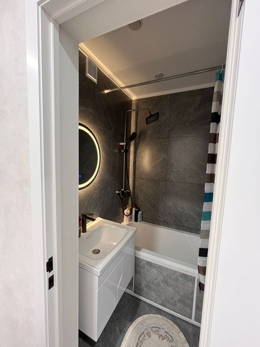 Продам 3 комнатную квартиру