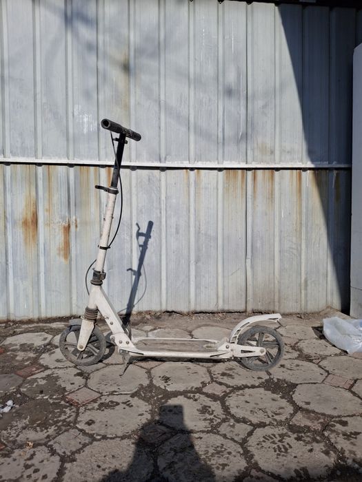 Продам велик и самокат