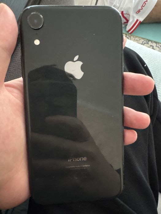 Iphone xr 64gb продам