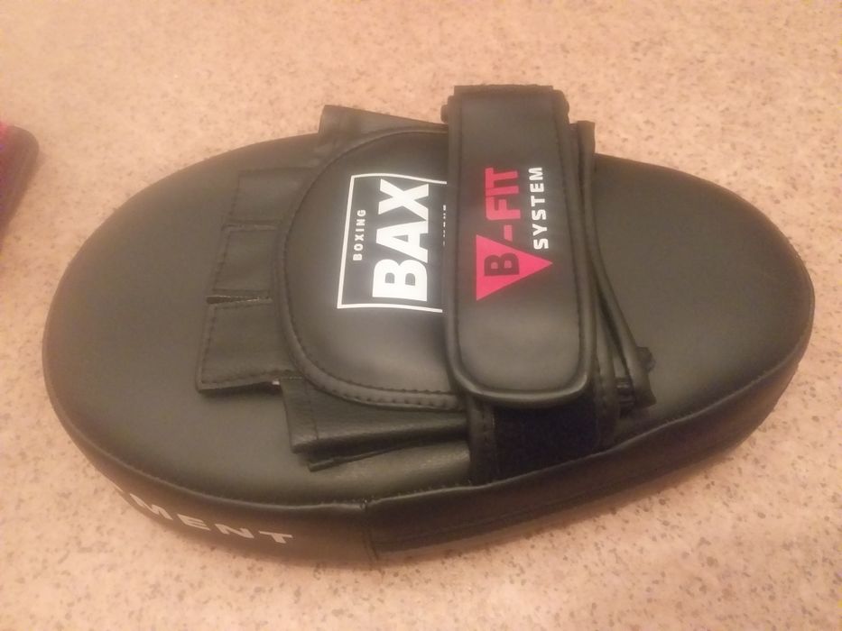 Боксёрские перчатки