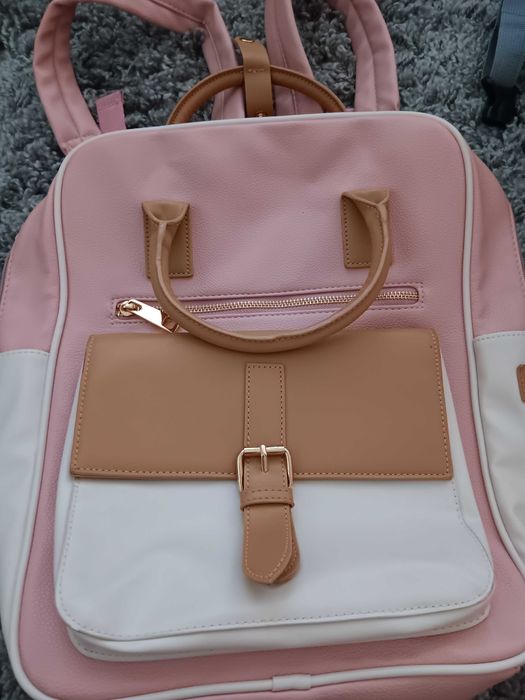 Дамска кожена раница