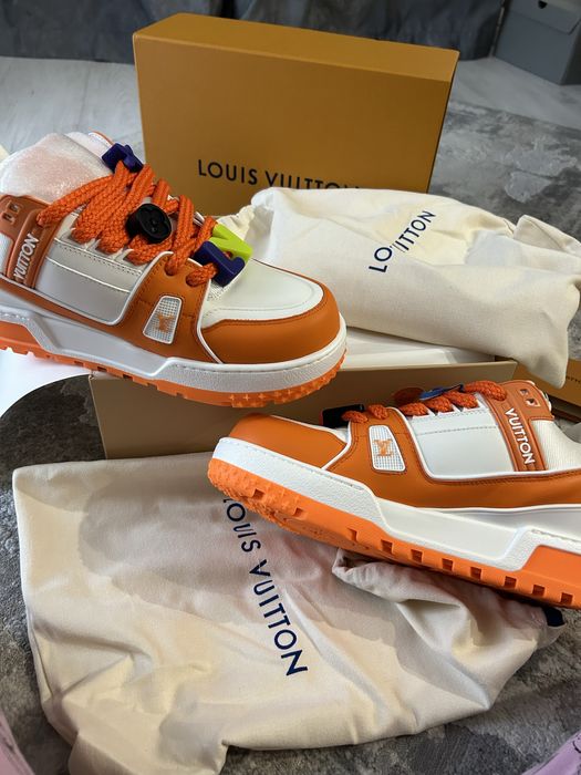 Adidasi b 36 adidasi