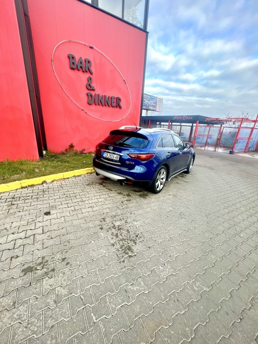 Infiniti QX70 !!!
