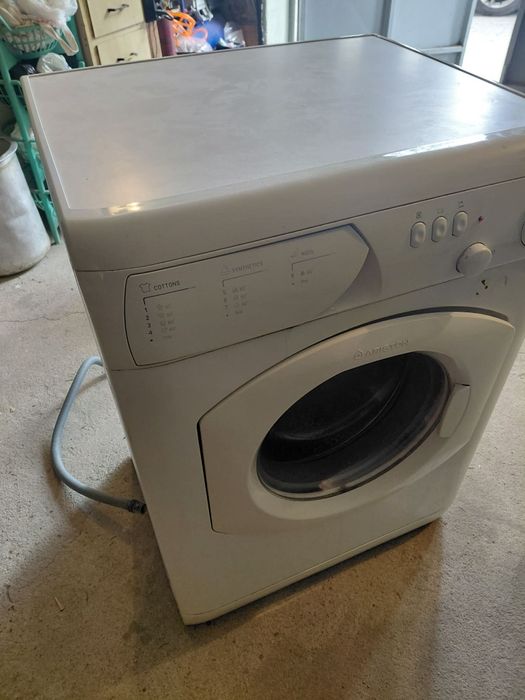 Пералня Ariston с повреда