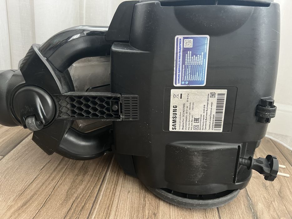 Продам пылесос Samsung на запчасти