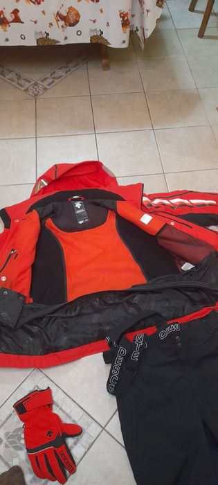 Горнолыжный костюм. Descente.