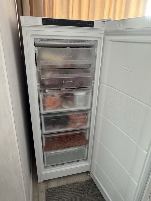 Морозильник Indesit No Frost