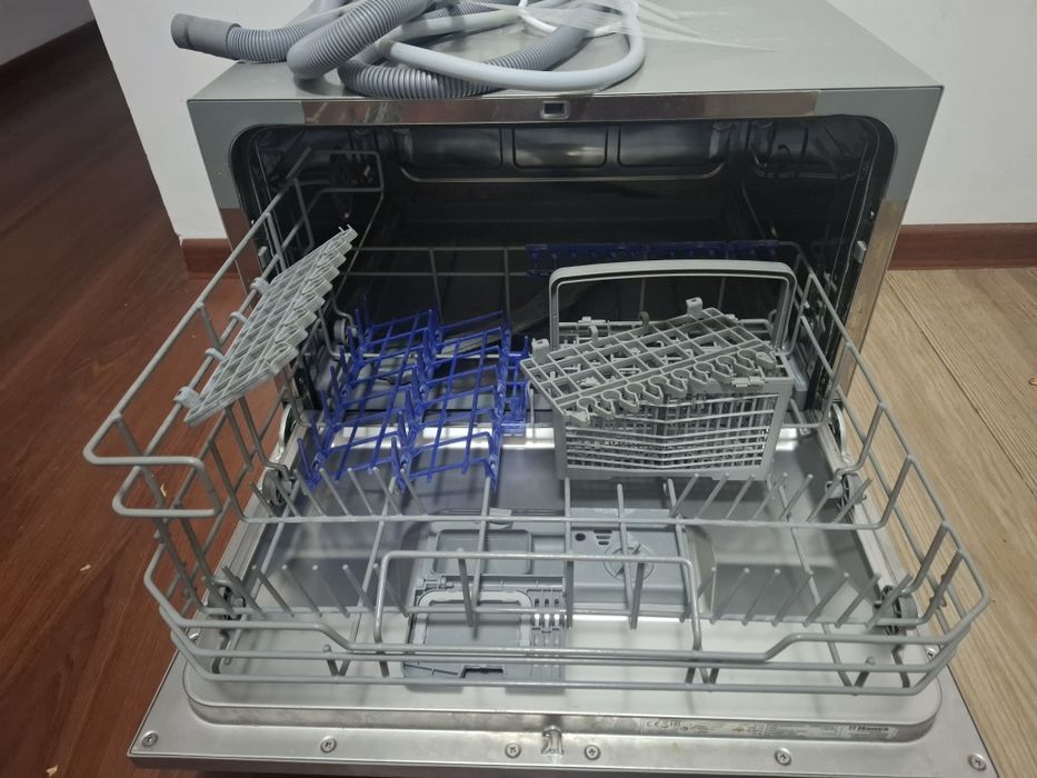 Продам посудомоюшую машину Hansa