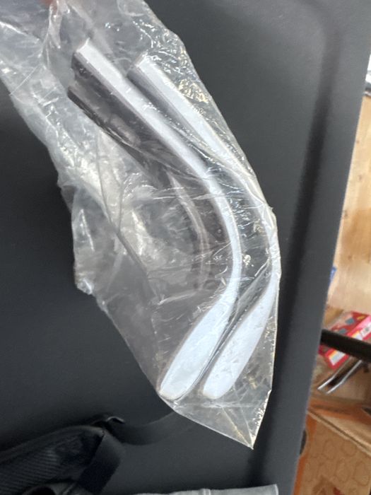 Maner 455384 frigider beko lungime 25cm distanta gauri 21,5cm nou