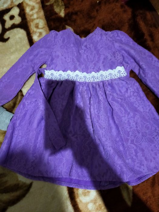 Отдам вещи на девочку.