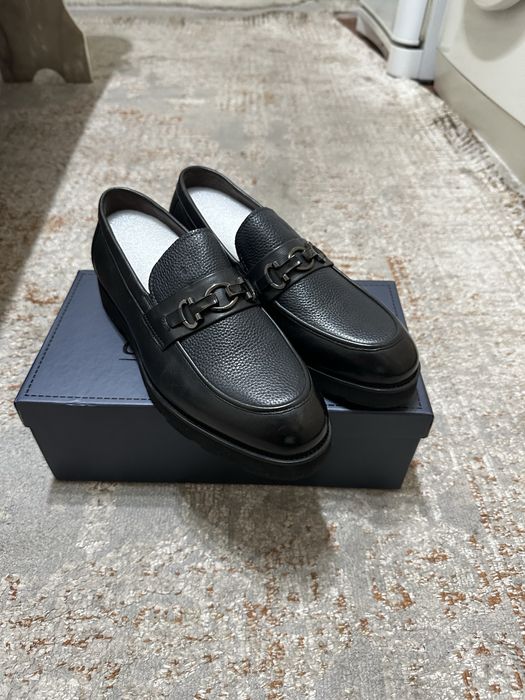 Продам туфли новые 43 размер