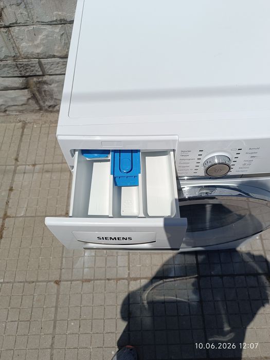 Пералня siemens IQ 800
