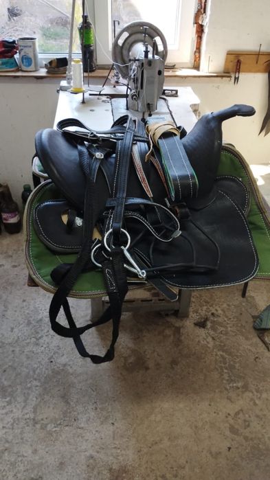 Продам седла