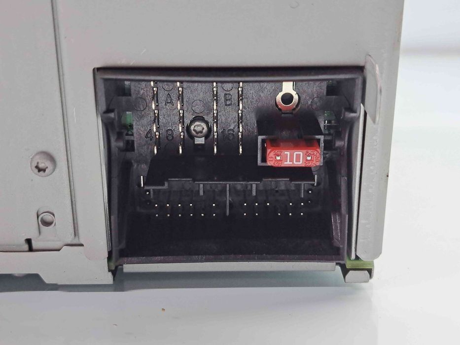 Radio CD cu navigatie Volkswagen Touran II (1T3) [Fabr 2010-2015] 3C8