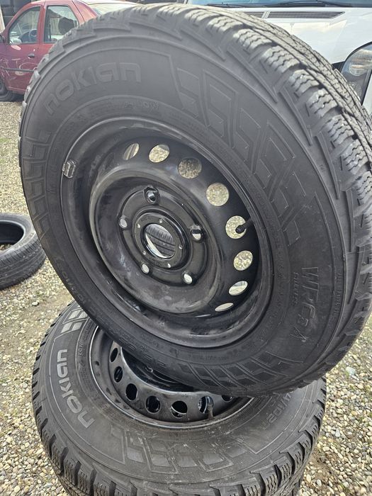 Cauciucuri genți ford transit iarna 215 65 15C anvelope