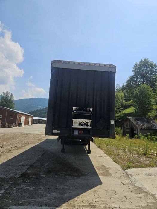 Semiremorca Krone