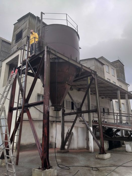 Vopsire hale industriale, sablare, curățare profesională, protecție anticorozivă, zugrăveli și văruire cu var