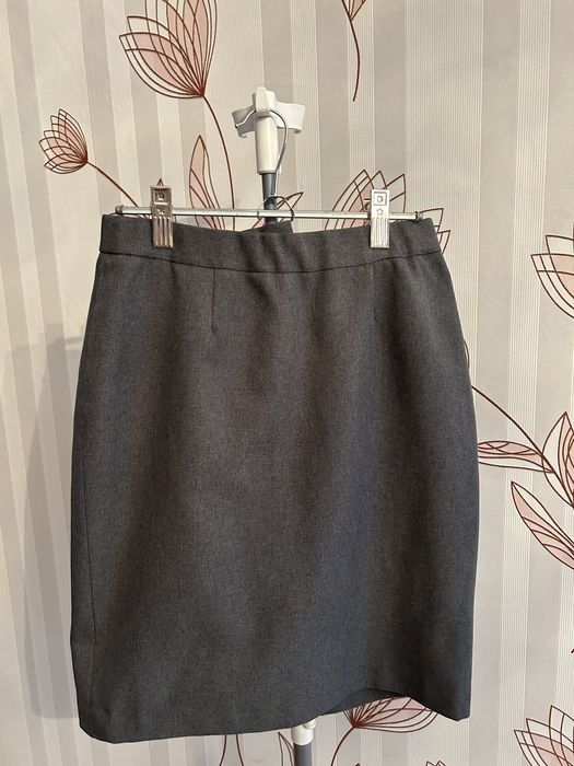 Серый костюм двойка