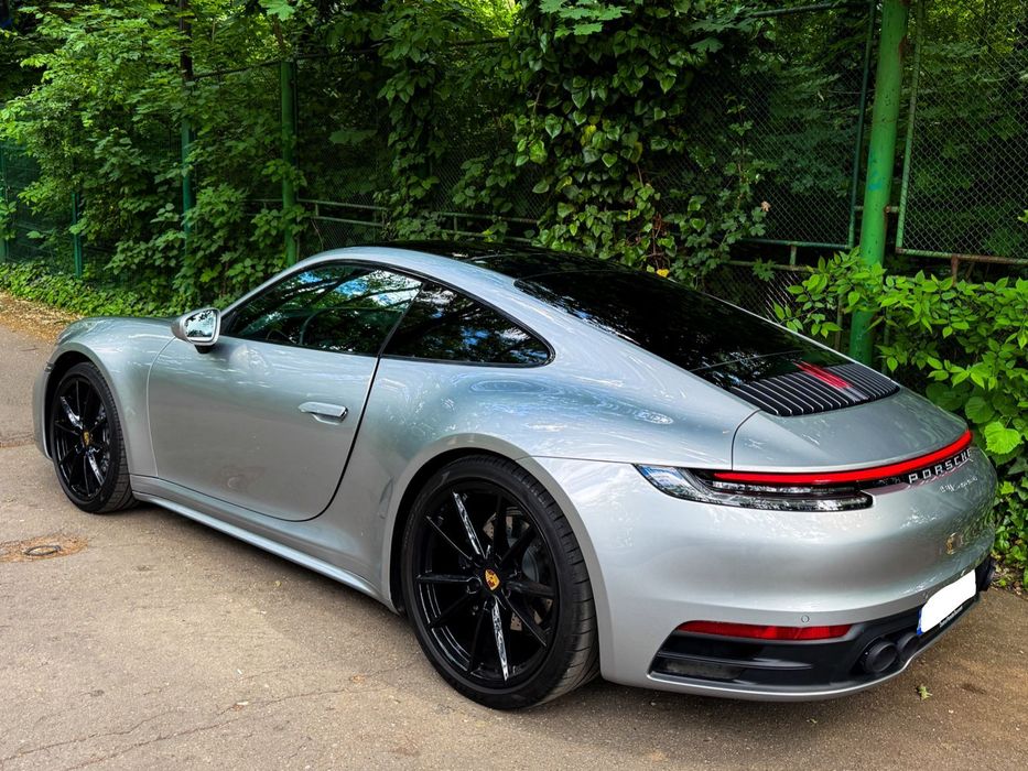 Porsche 911 Porsche Carrera S, fabricație noiembrie 2023, persoana juridica